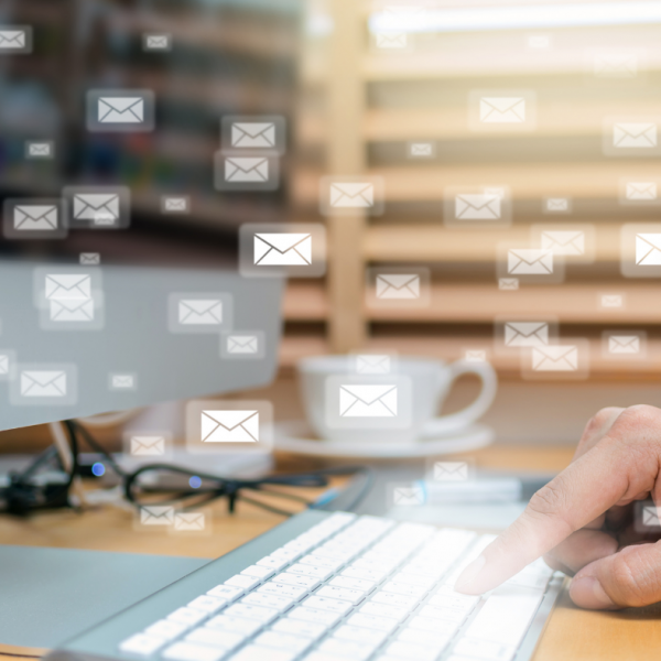 Infographic: Managing Email Overload